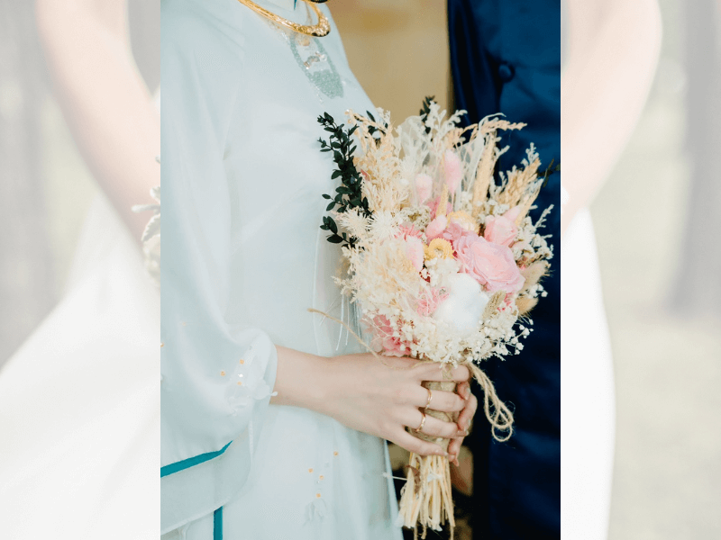 everfloral-kreativ-infinity-rosen-bridal-bouquet